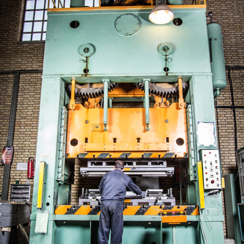 تجهیزات خطوط تولید